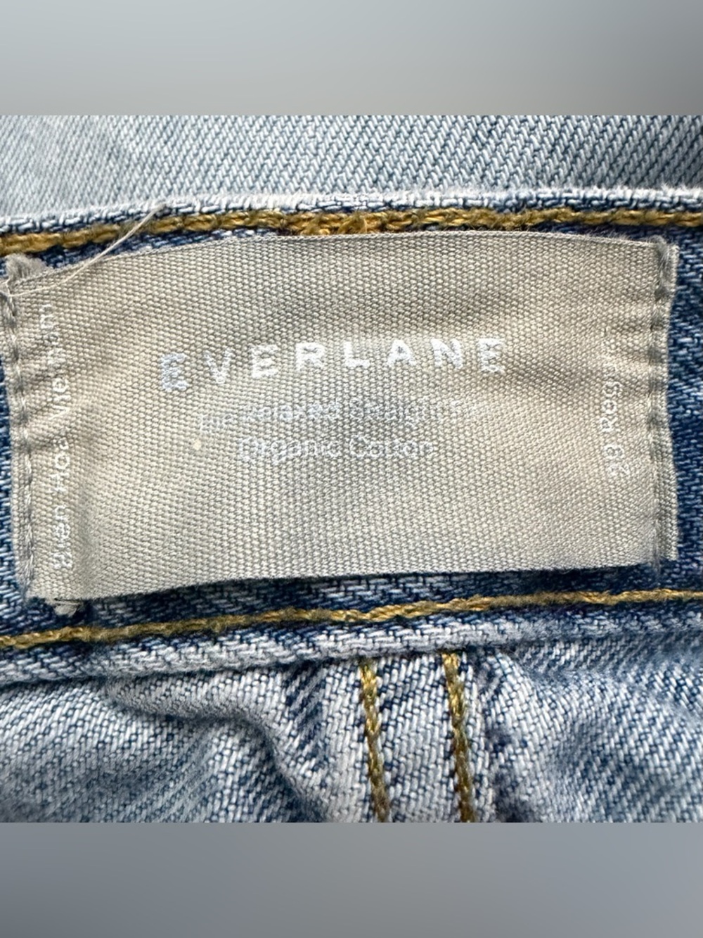 Everlane The Relaxed Straight Jean in Light Blue Size 29 with Distressing - Picture 3 of 5